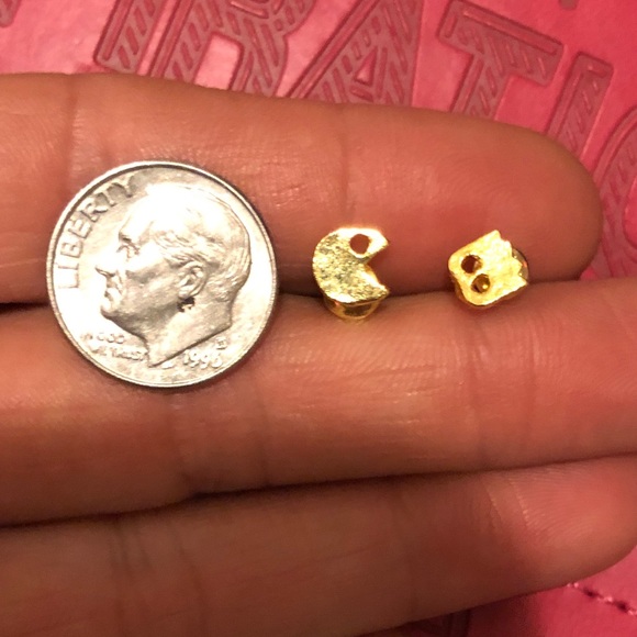 ✔️PacMan&GhostSilverOrGoldToneStudEarrings - Picture 3 of 4